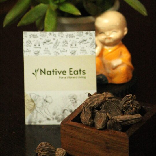 Black Cardamom / Badi Elachi / Nalla Yalukalu